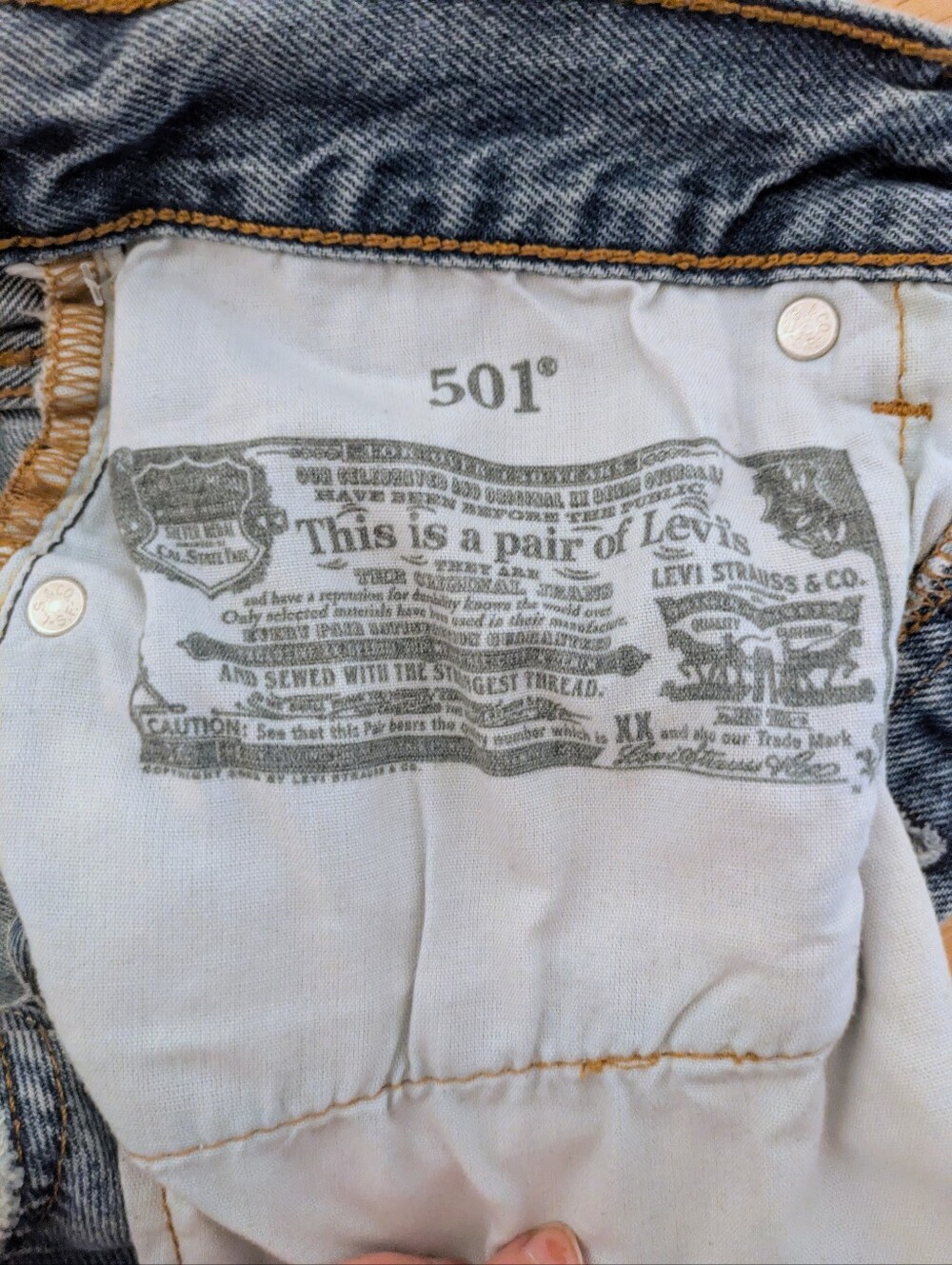 Levi's 501 Button Fly Jeans | Light Wash Denim | Women's Size W28 L30 - Picture 4 of 11